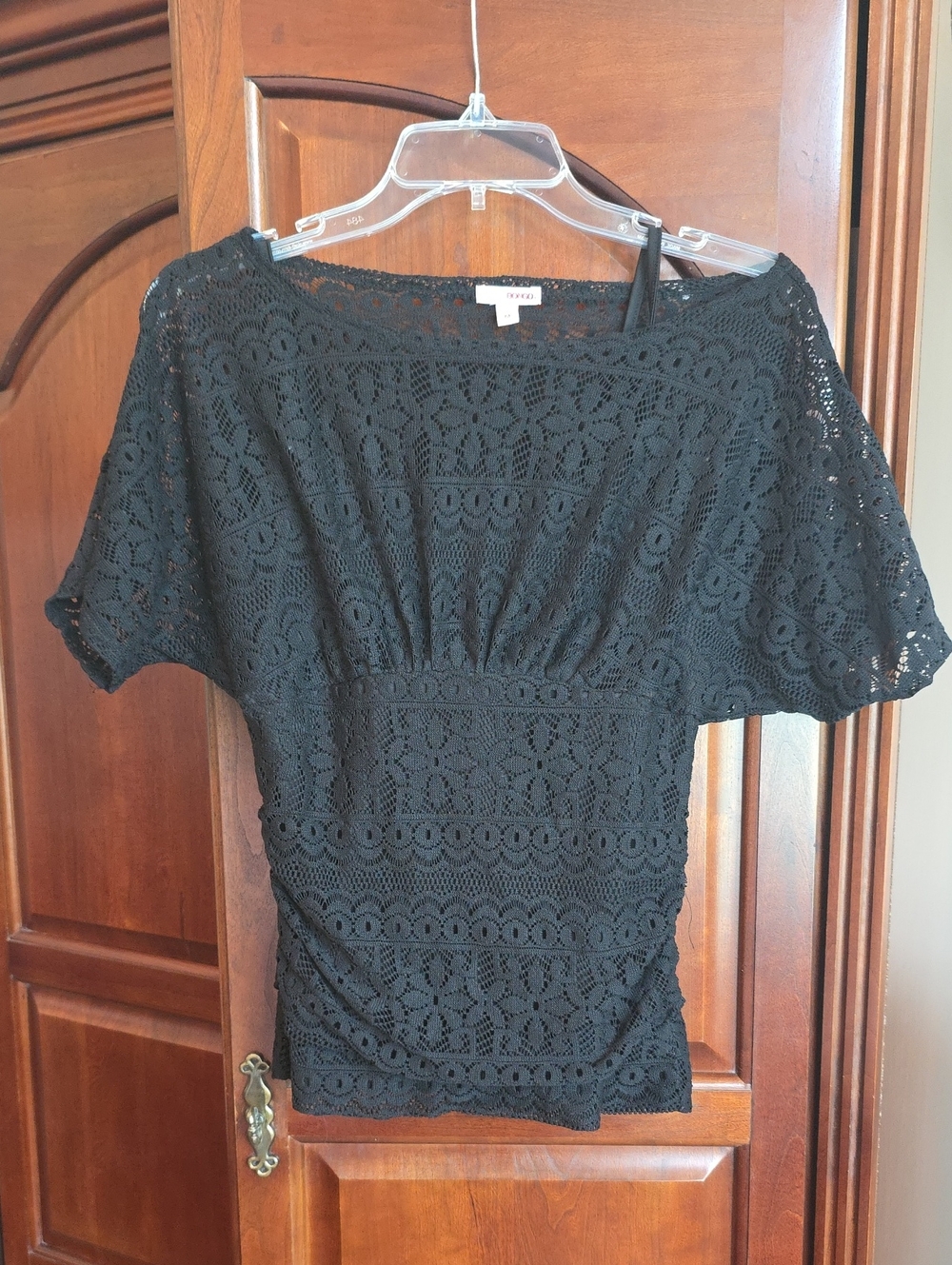 BONGO Black Crochet Lace Short Sleeve Med Top